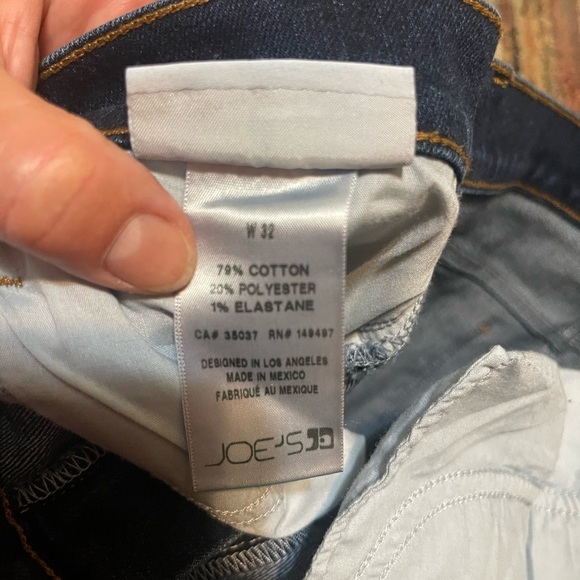 Joe's High Rise Women's Size W32 Distressed Dark Blue  Denim Jeans - Picture 4 of 7